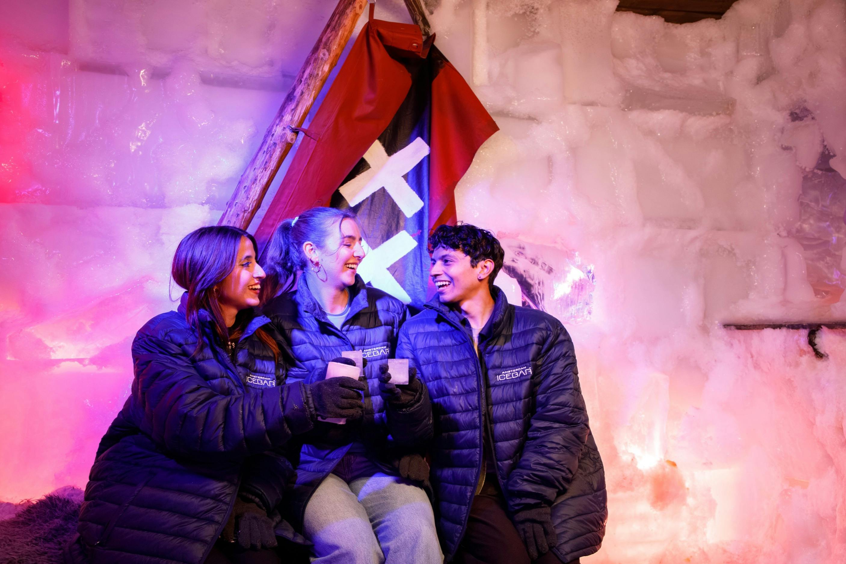 Amsterdam: Canal Cruise & XtraCold Icebar - Photo 7