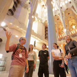 Sagrada Familia: Skip The Line Ticket + Semi-Private Guided Tour 2
