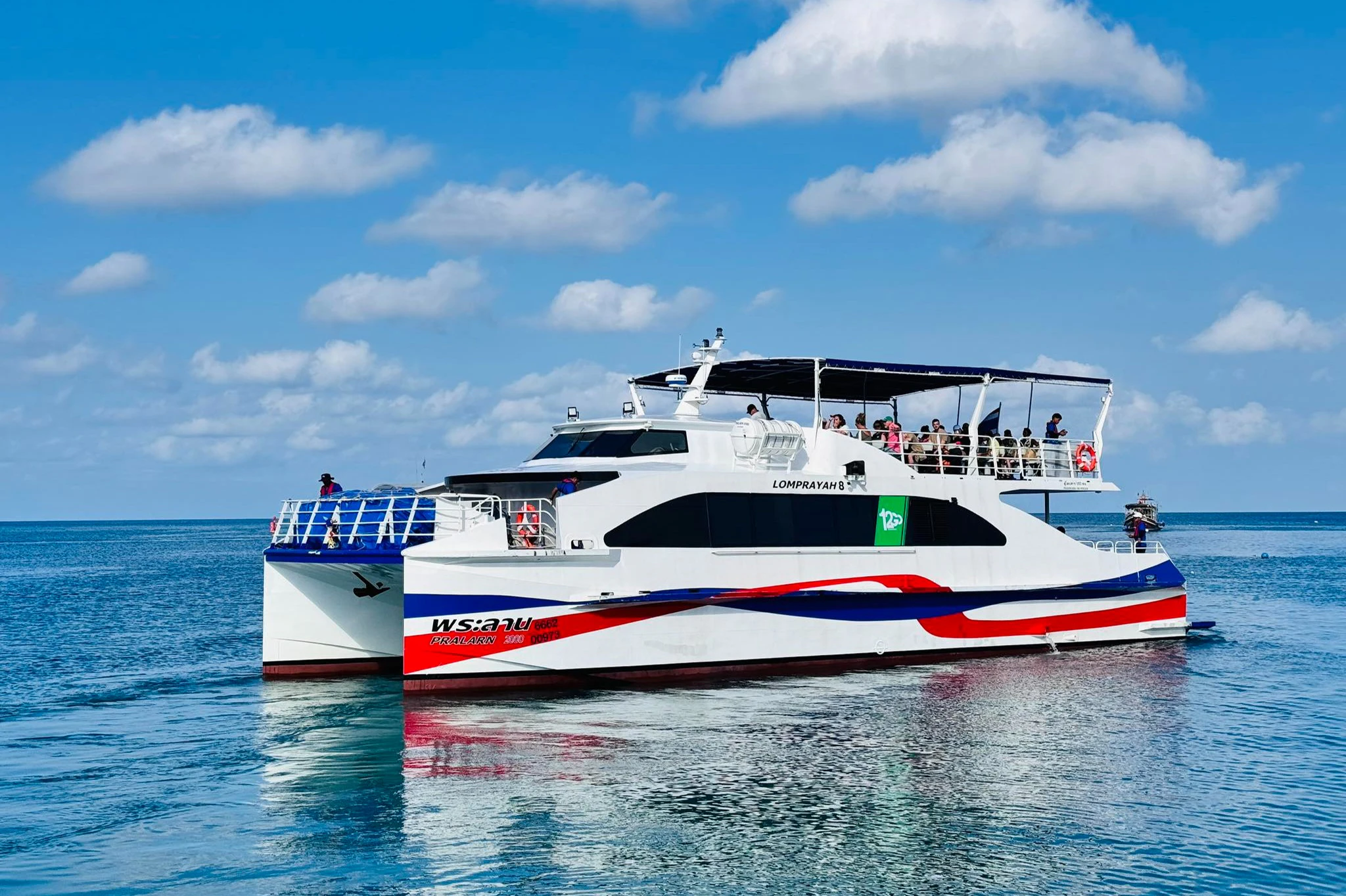 Koh Samui: Coach and High-Speed Catamaran from Phuket