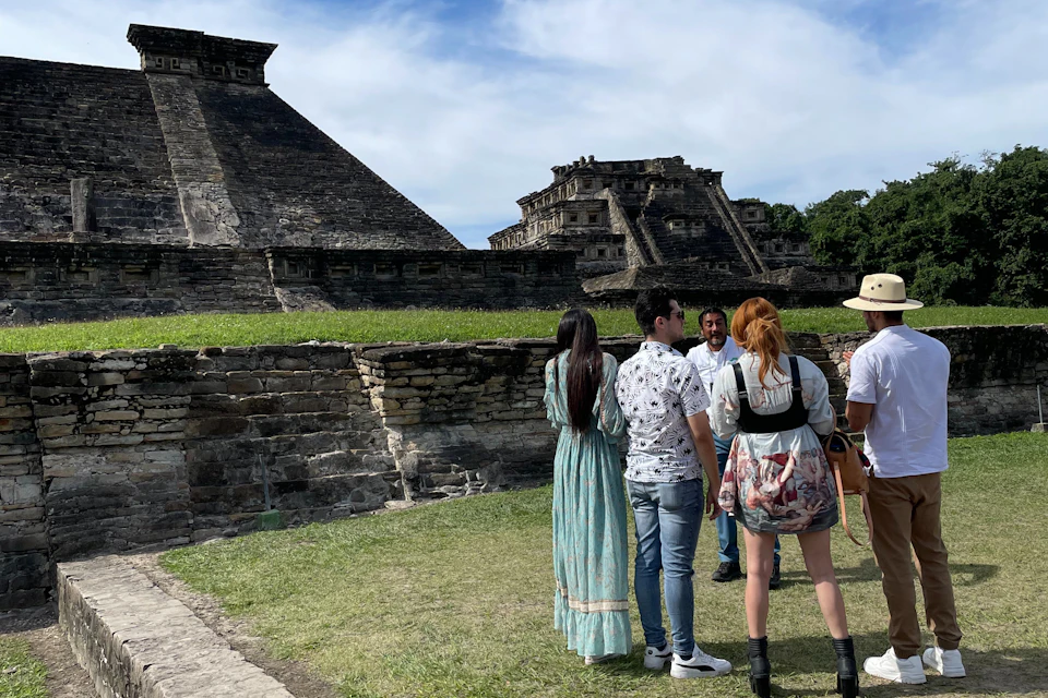 Guided tour in El Tajin