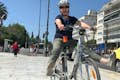 Un ciclista felice a Syntagma
