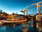 Rejs kanałami po Amsterdamie