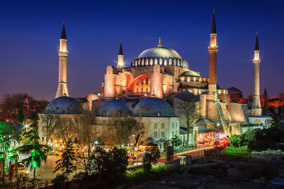 Hagia Sophia Outside Guided Tour