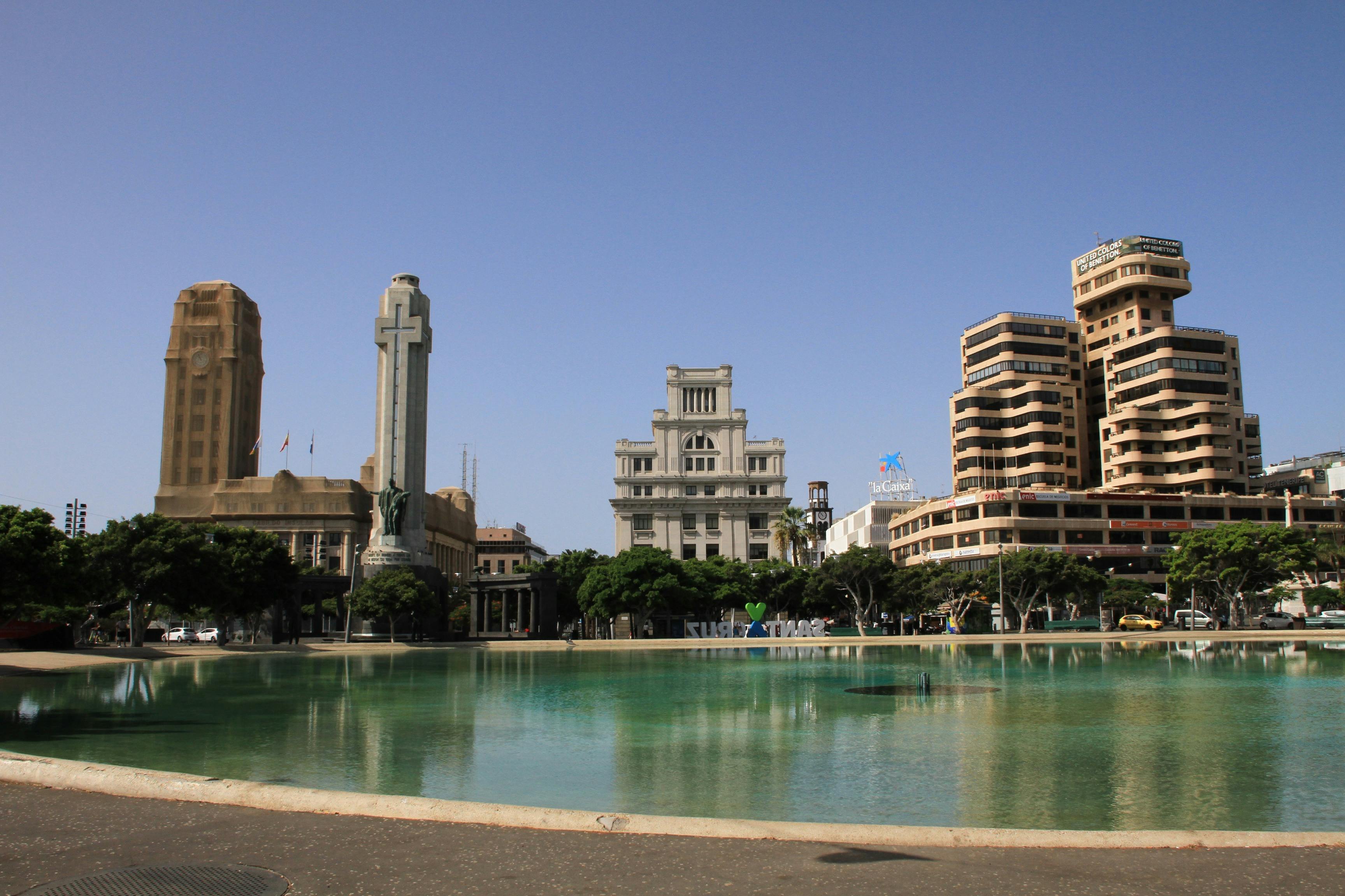 스페인 광장, 산타크루즈