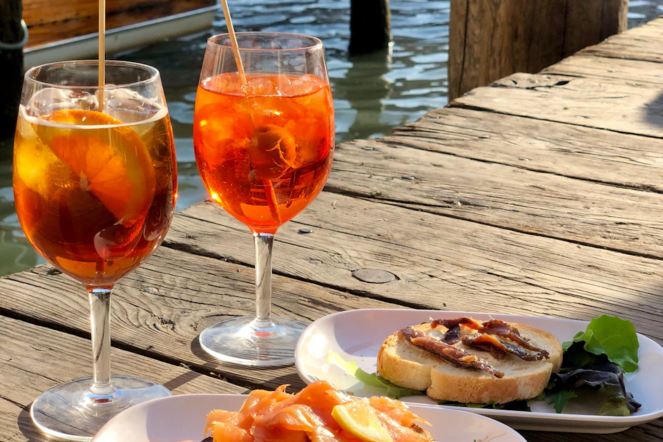 Spritz on Canal