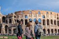Turister ved Colosseum