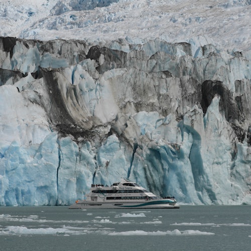 Premium Cruise Glacier and Perito Moreno Walkways