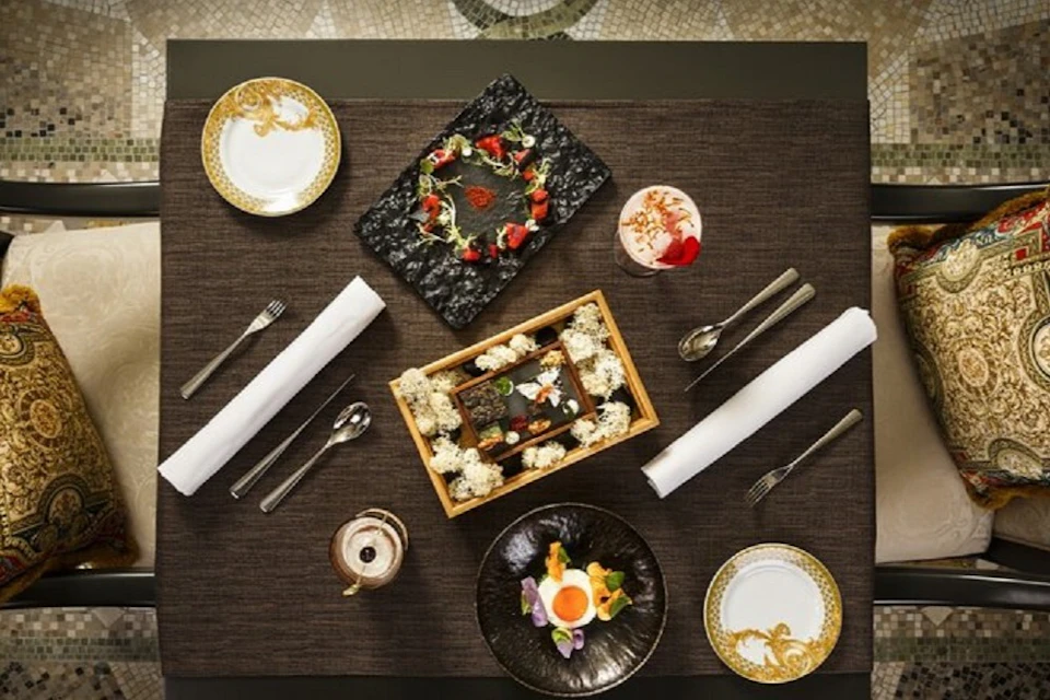 Enigma Palazzo Versace