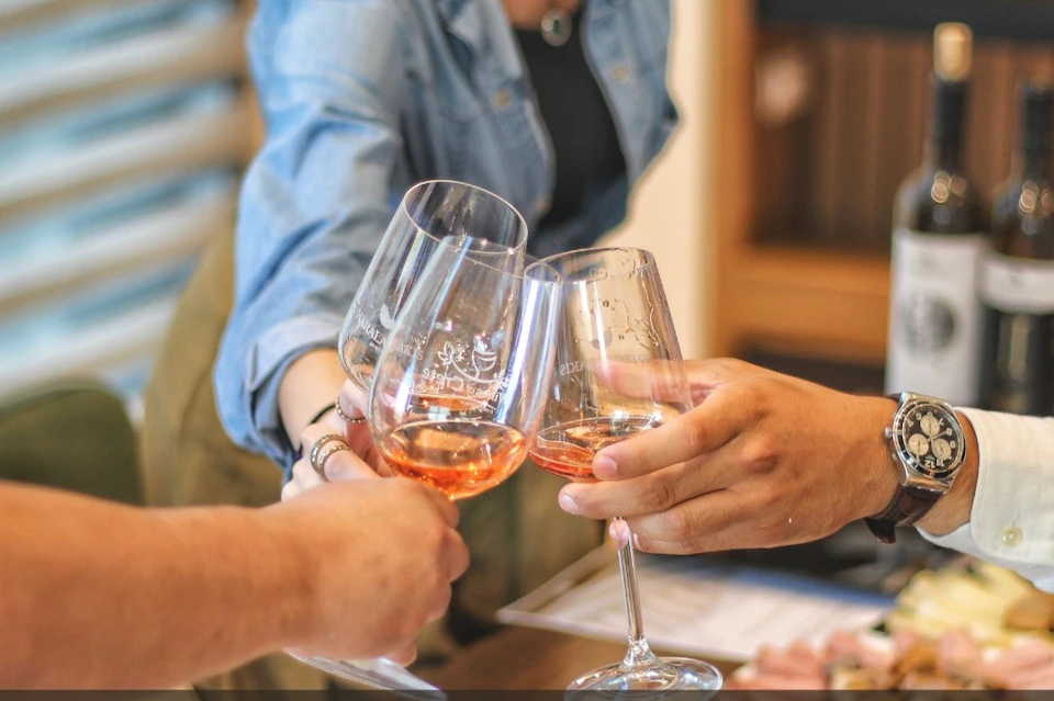wine tasting