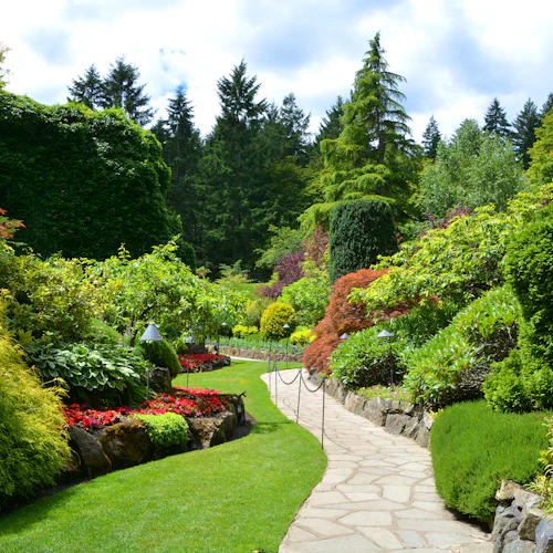 Roundtrip Transport from Victoria to Butchart Gardens