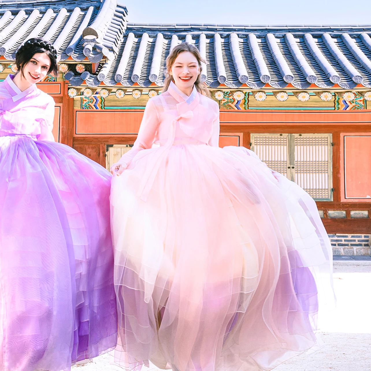 Photoshoot Gyeongbokgung: Premium Hanbok 2-Hr Rental + Indoor Basic Profile Shoot in Seoul β Tiqets