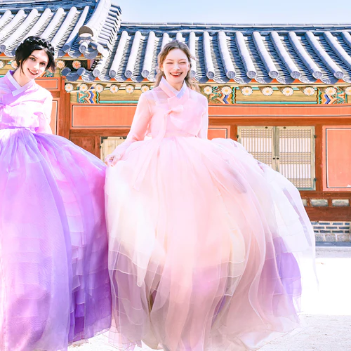 Photoshoot & Premium Hanbok Rental: Hanbok Rental + Optional Make-Up at Gyeongbokgung - Photo 11