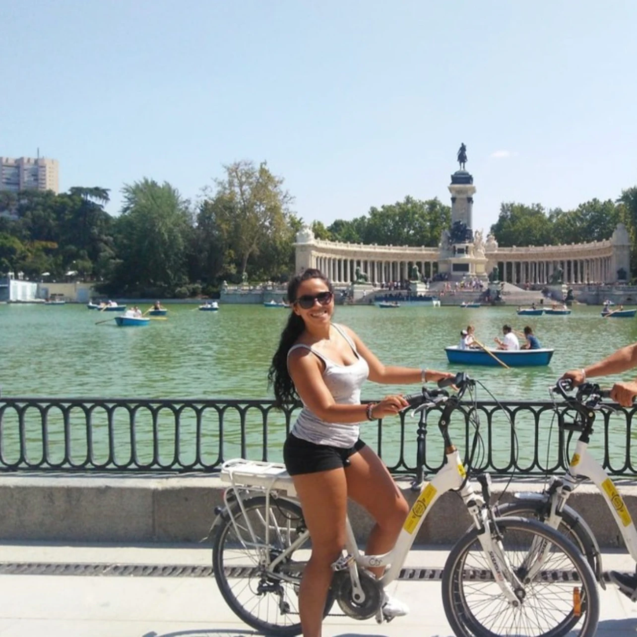 Madrid: Private Electric Bike Tour