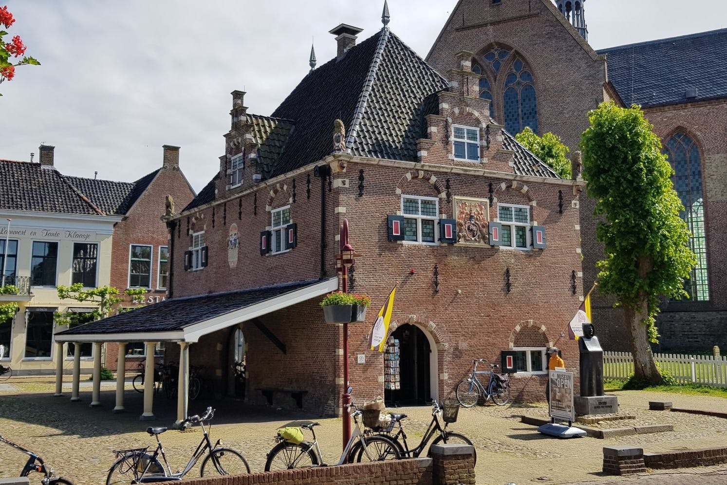 Warkums Erfskip - Waaggebouw Workum