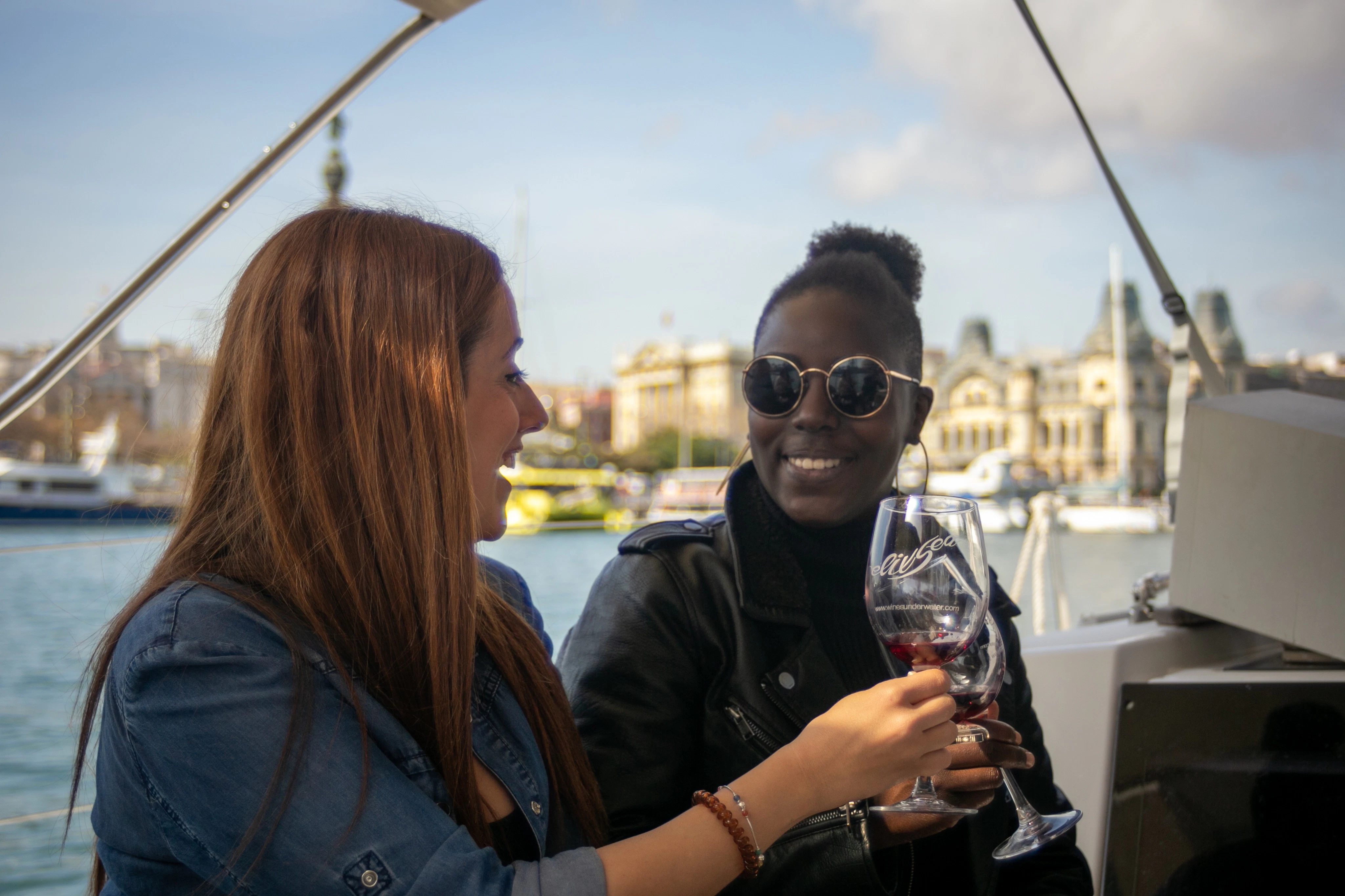 Barcelona: 2-Hr Sailing Experience + Underwater Wine Tasting