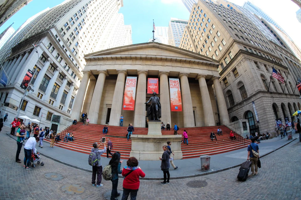 Federal Hall National Memorial, Financial District