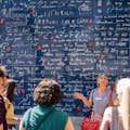 Guía explicativa del Muro de los Te Quiero en Montmartre