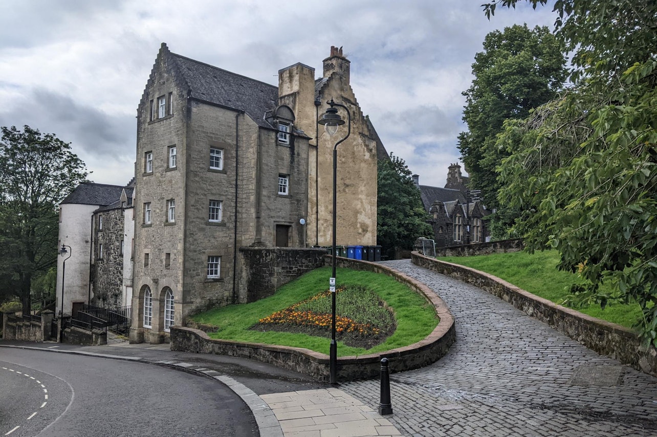 Loch Lomond, Stirling Castle & The Kelpies: Roundtrip - Accommodations in Edinburgh