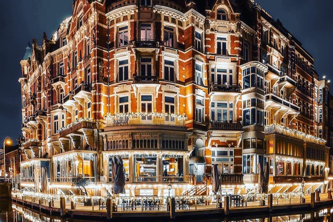 Glühwein Amsterdam canal cruise