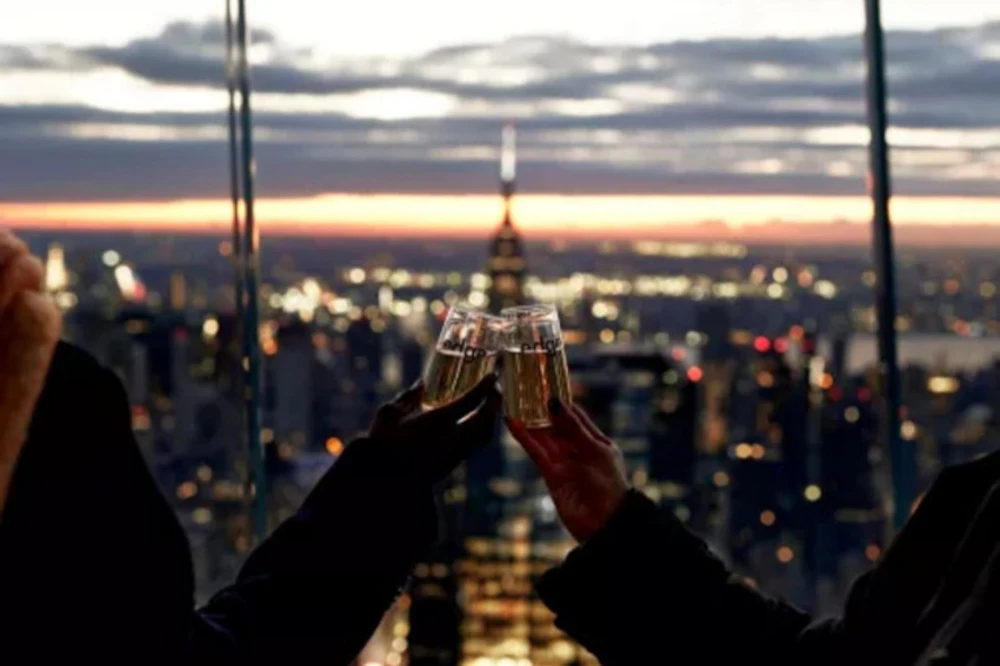 Edge NYC: Entry + Champagne — Combo Deals in Venice