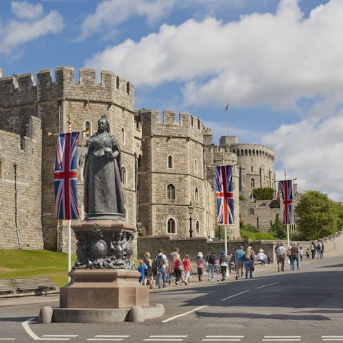 Westminster: Guided Tour + Windsor Castle Entry Ticket + Transport