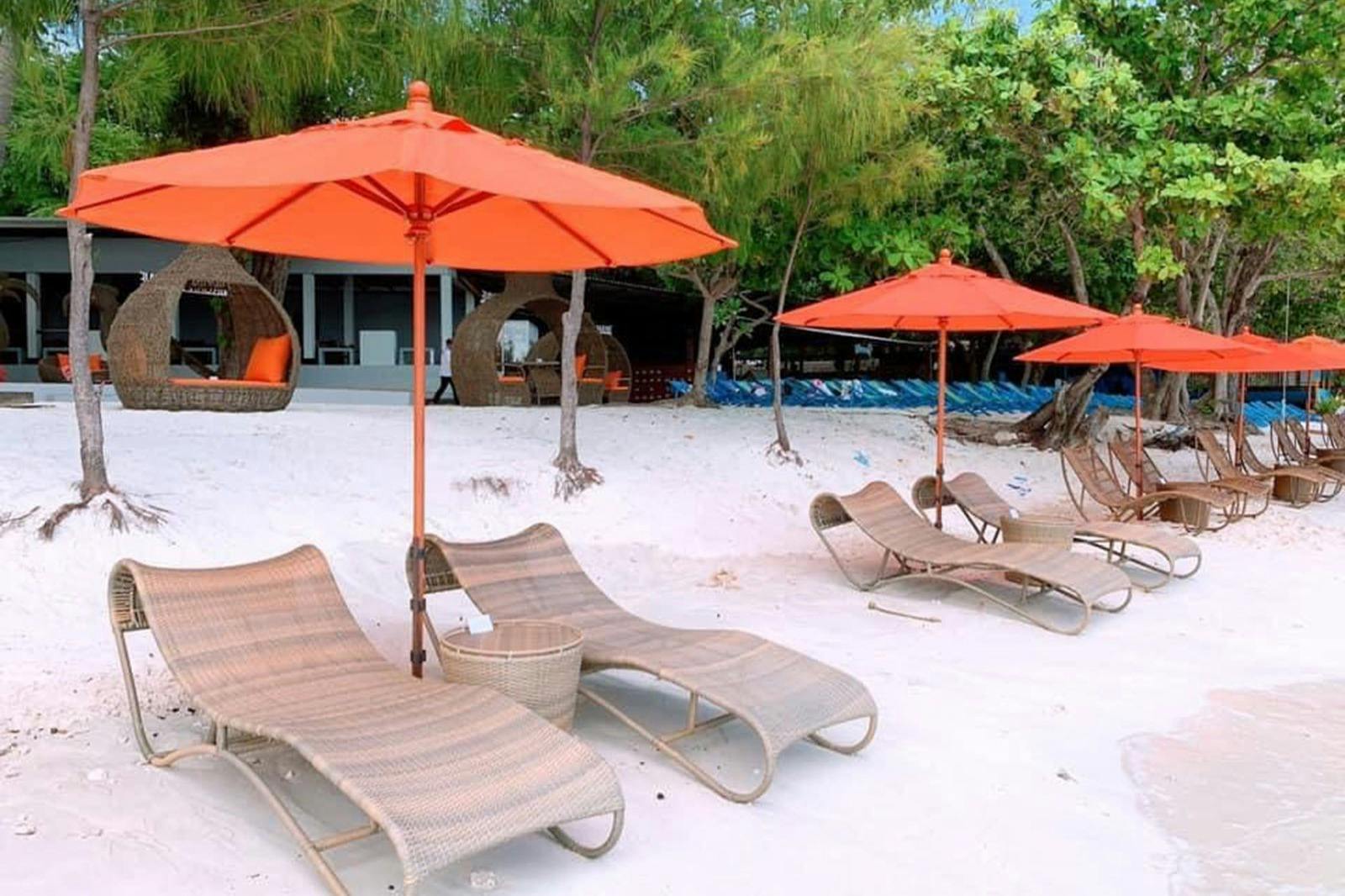 Profitez des paysages époustouflants et de l'atmosphère tranquille de ces deux îles.