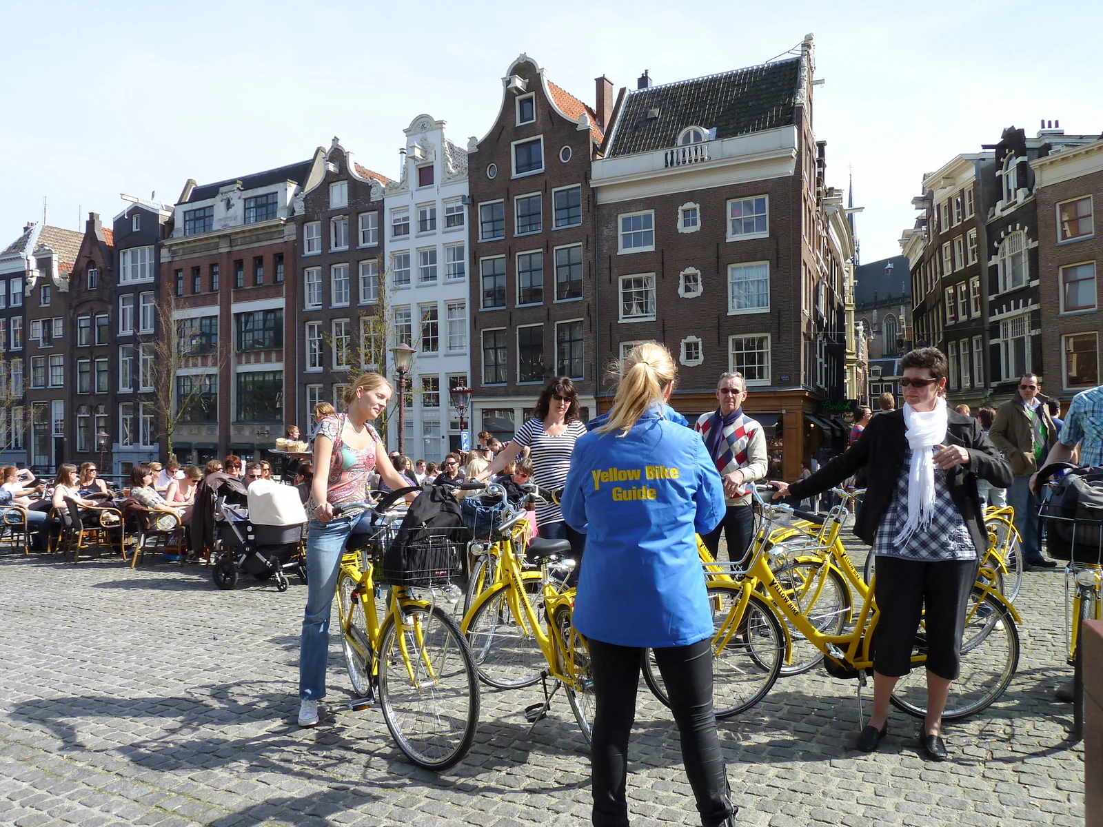 Amsterdam: 2-Hour Highlights Bike Tour