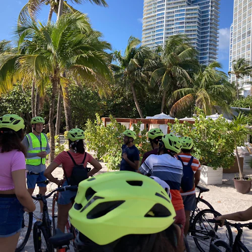 Miami Beach: Guided Bike Tour - Photo 2