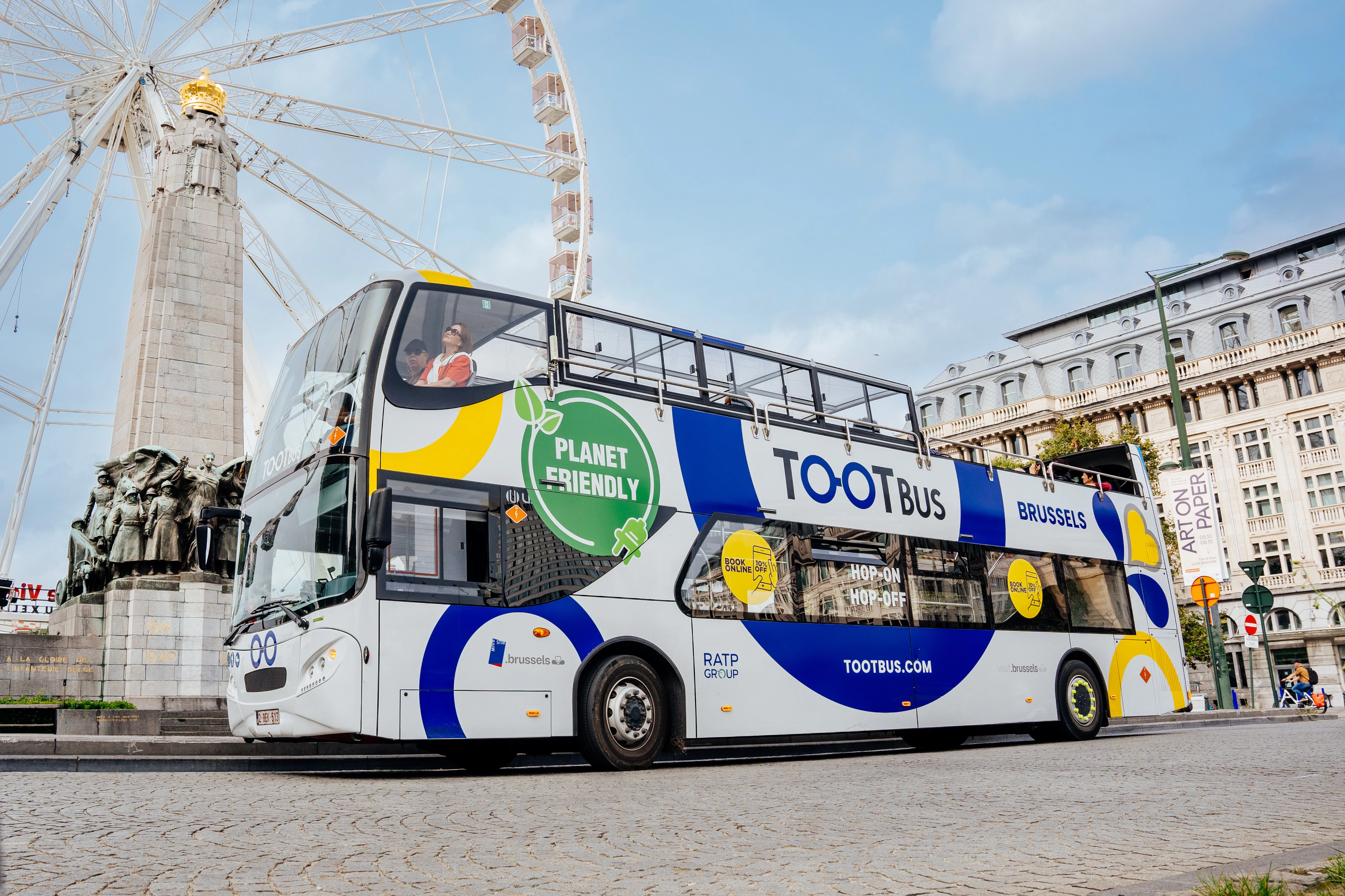 Tootbus Brussels: Hop-on Hop-off Electric Bus Tour + Belgian Beer World