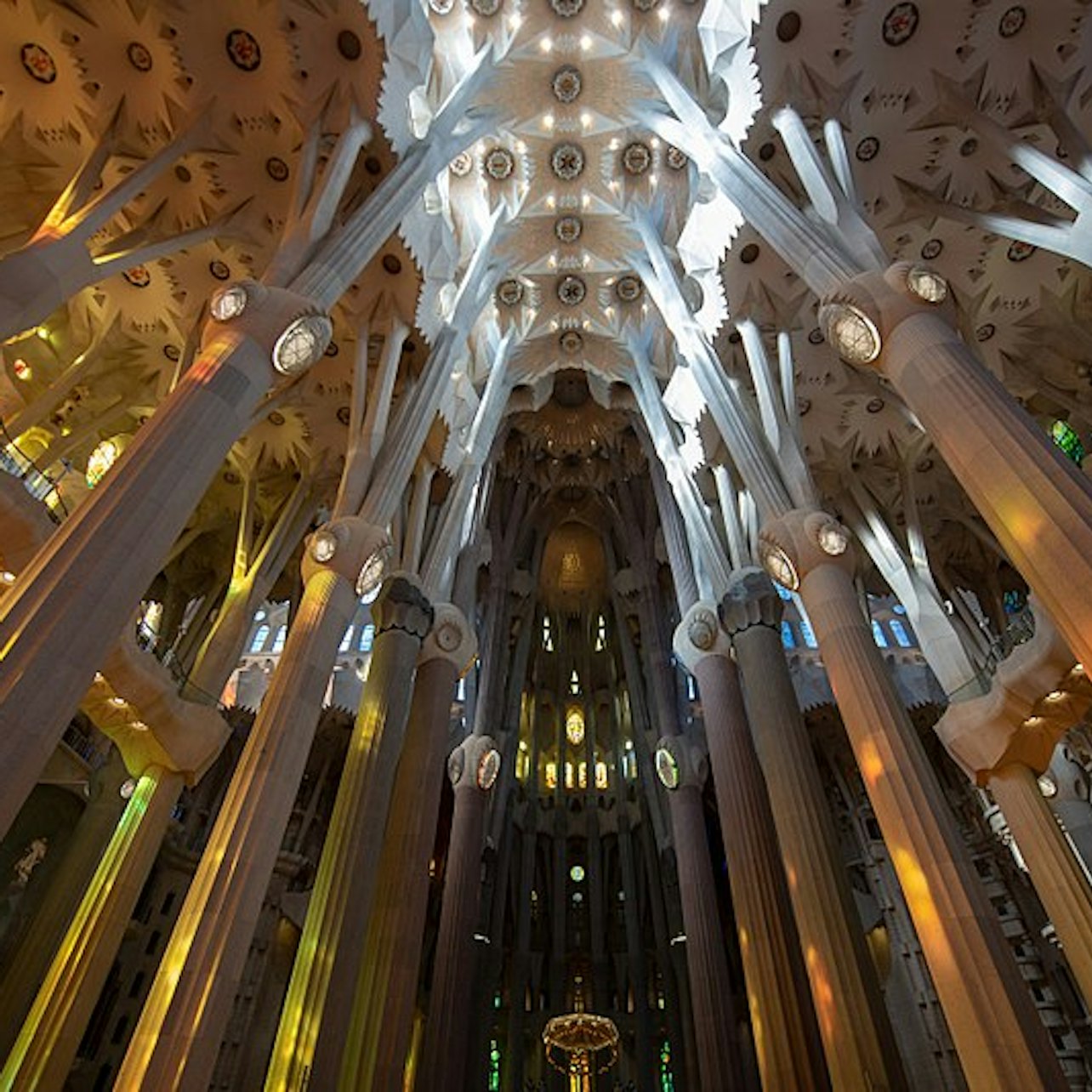 Sagrada Familia: Skip The Line Ticket + Guided Tour in Barcelona – Tiqets