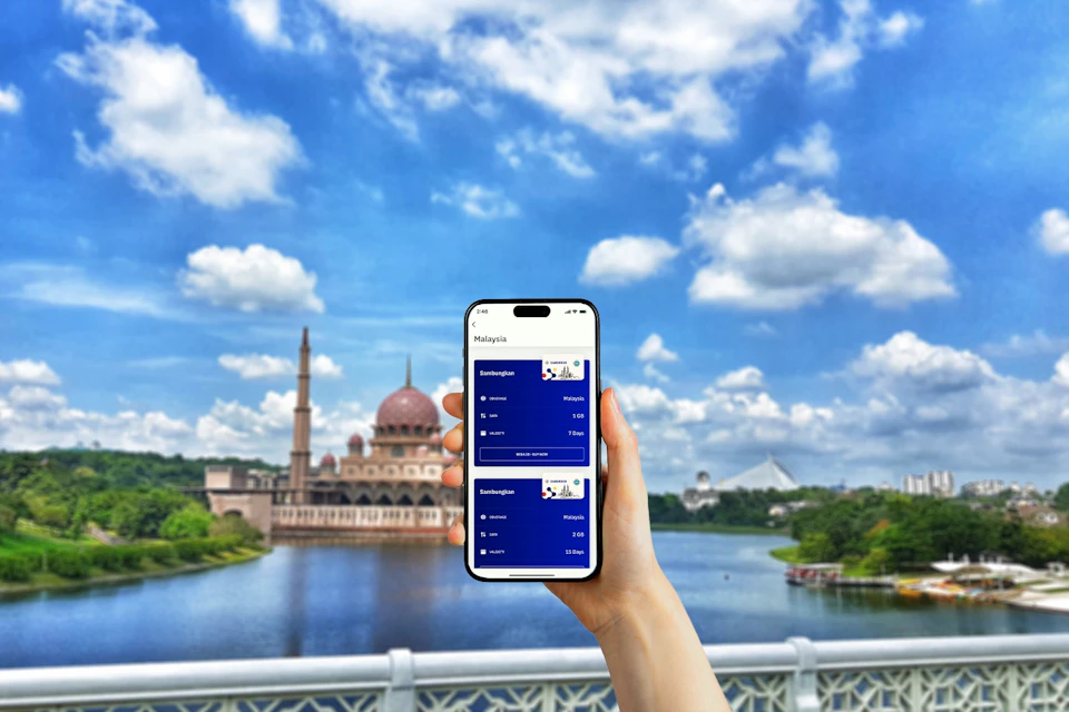Easy install & activate eSIM on your mobile device both iOS & Android. Please check if your device can be apply with eSIM.