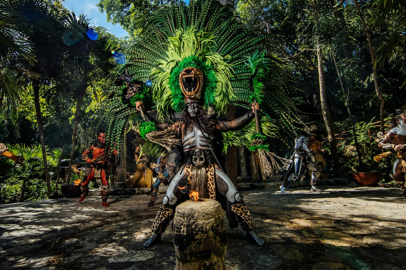 Xcaret à noite: Bilhete de entrada - Acomodações em Playa del Carmen/Playacar