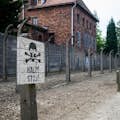 Slagboom in kamp Auschwitz