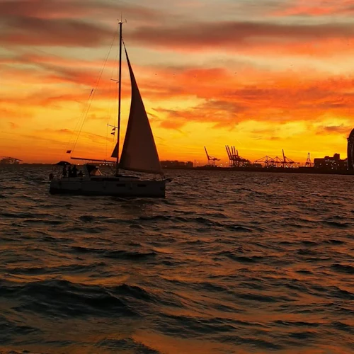 Barcelona: Sunset Sailing Tour + Drinks - Photo 6