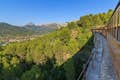 Uitzicht op de Serra de Tramontana vanuit de trein naar Soller