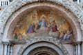 Detail gevel Basiliek van San Marco