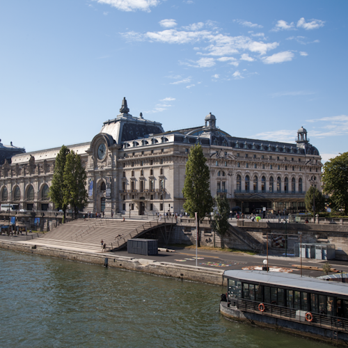 Musée d'Orsay: Dedicated Entrance