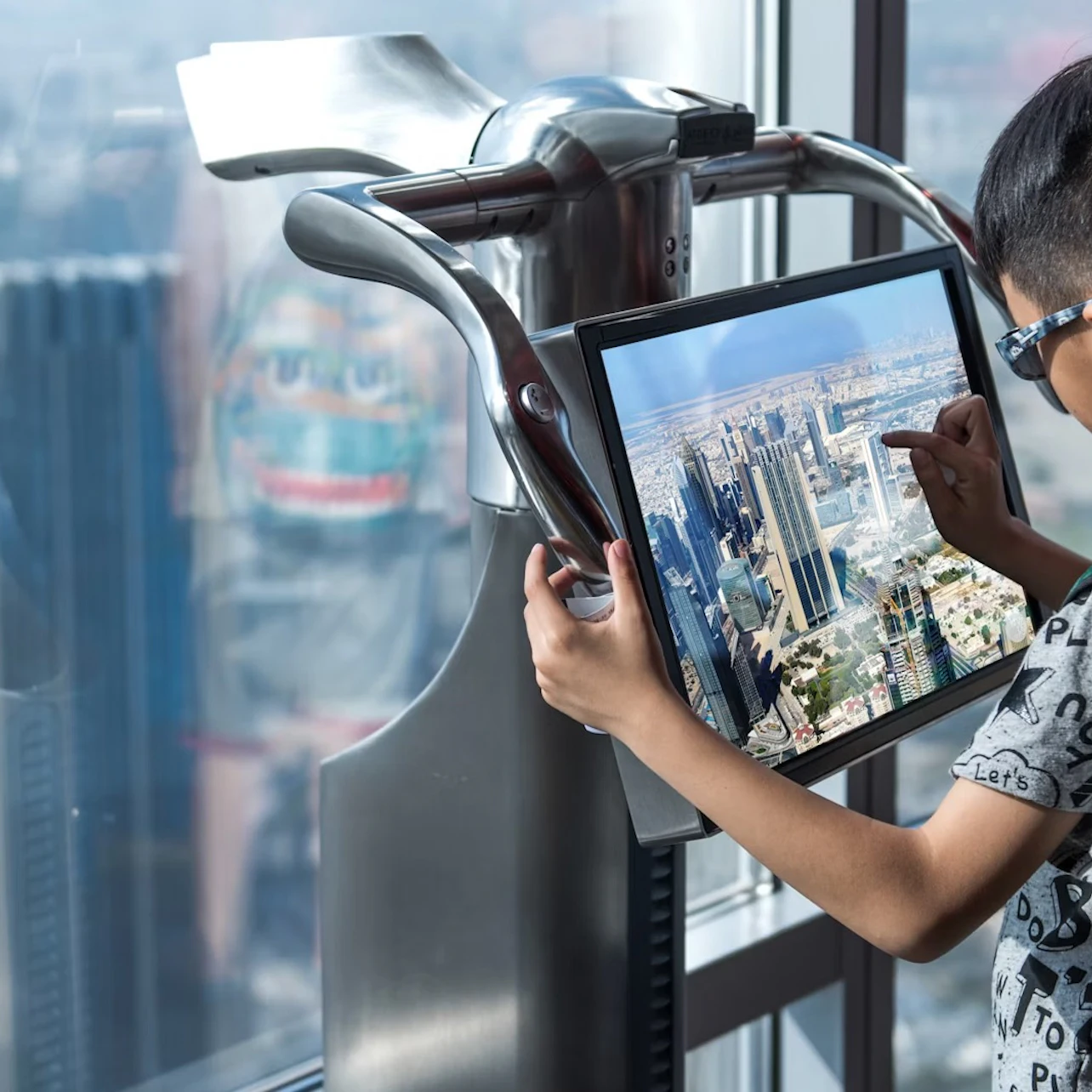 Burj Khalifa: At the Top (Floors 124 & 125) + Souvenir 5