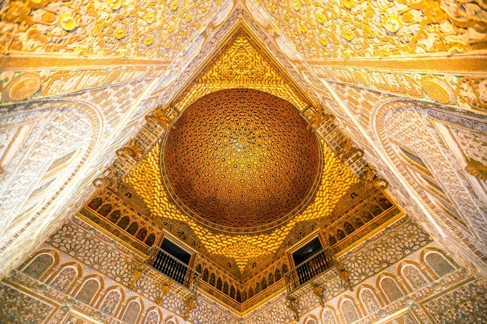 detail ceilings alcazar