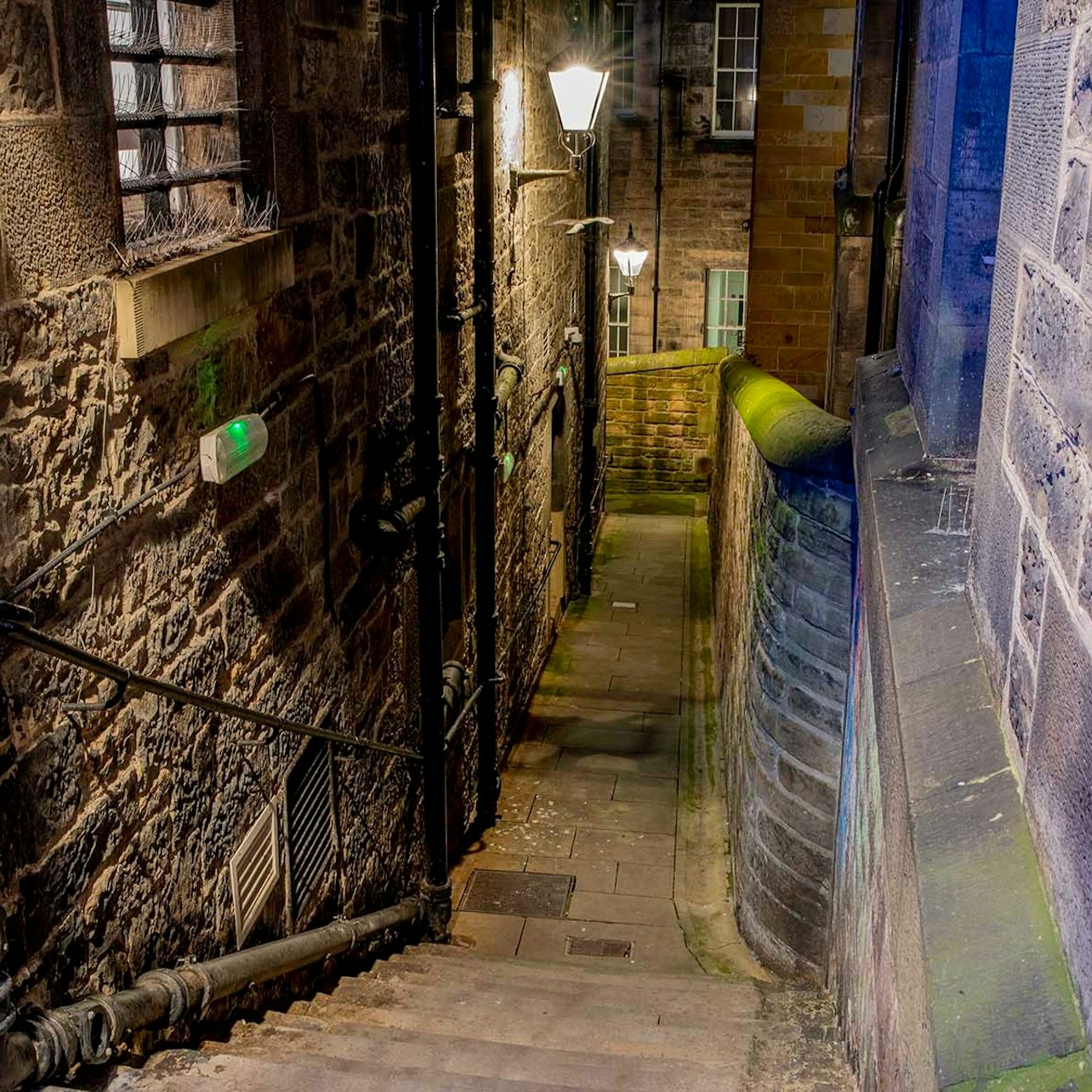 Edinburgh: Dark Secrets of the Old Town Ghost Walking Tour - Accommodations in Edinburgh