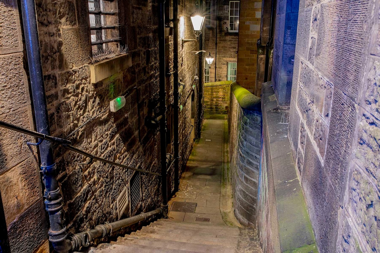 Edimburgo: Segredos Escuros da Cidade Velha Passeio Fantasma - Acomodações em Edimburgo