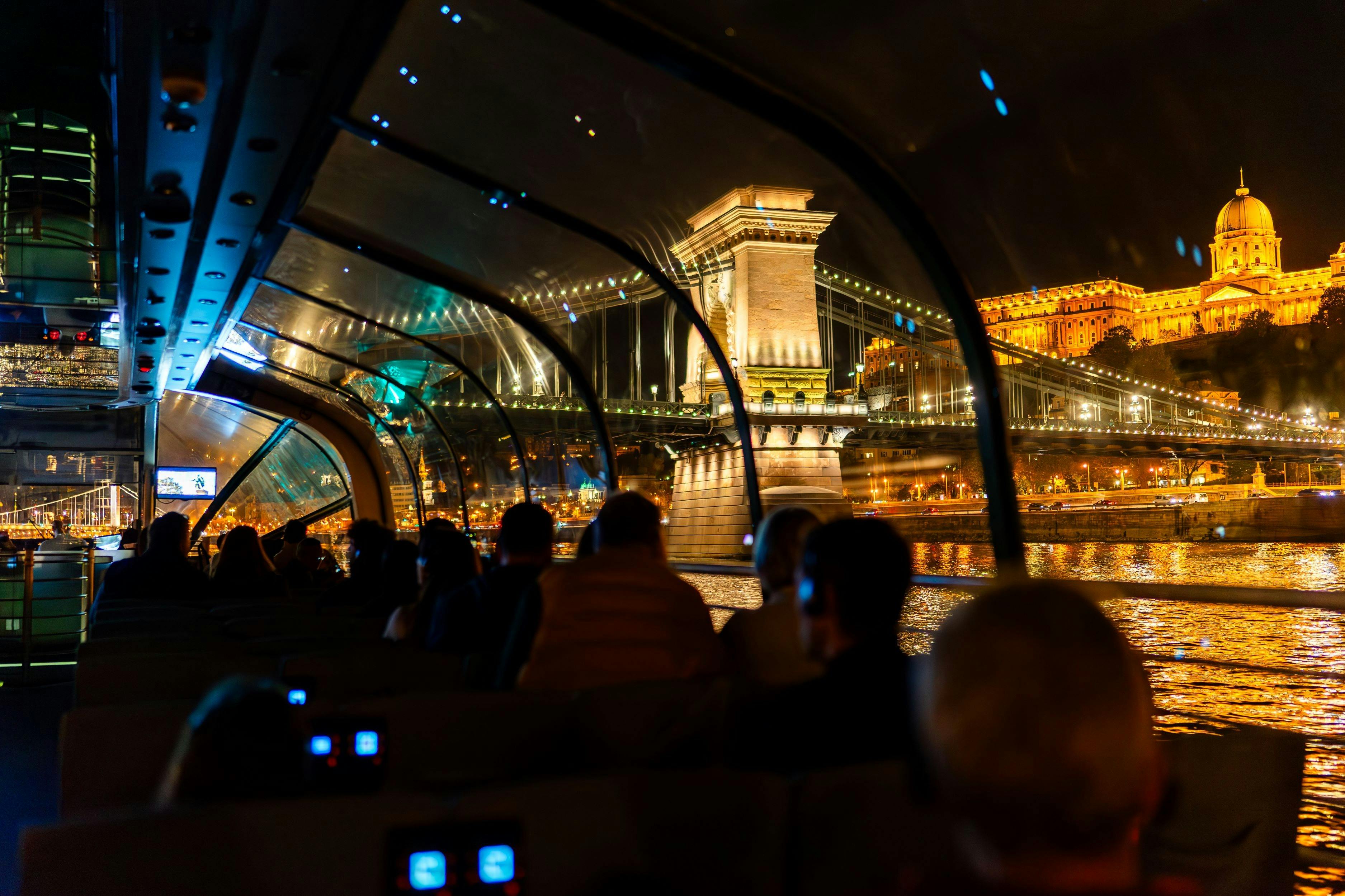 Budapest: Danube Evening Sightseeing Cruise + Audio Guide + 1 Drink 3