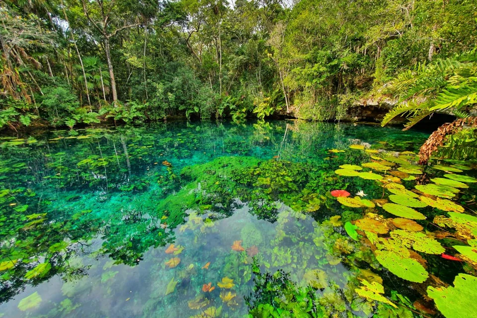 Cenote Azul