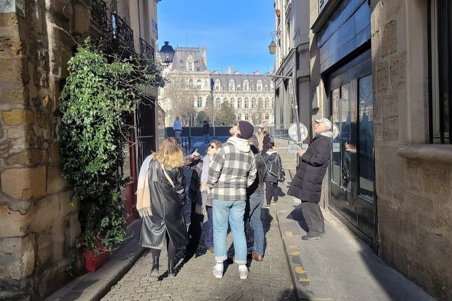 Cattedrale di Notre-Dame di Parigi e Île de la Cité: Tour guidato per gruppi ristretti a piedi — 2