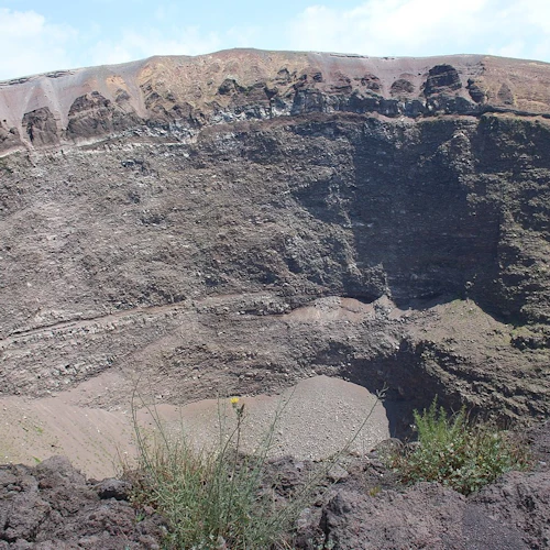Pompeii & Vesuvius: Day Trip from Naples with Lunch - Photo 3