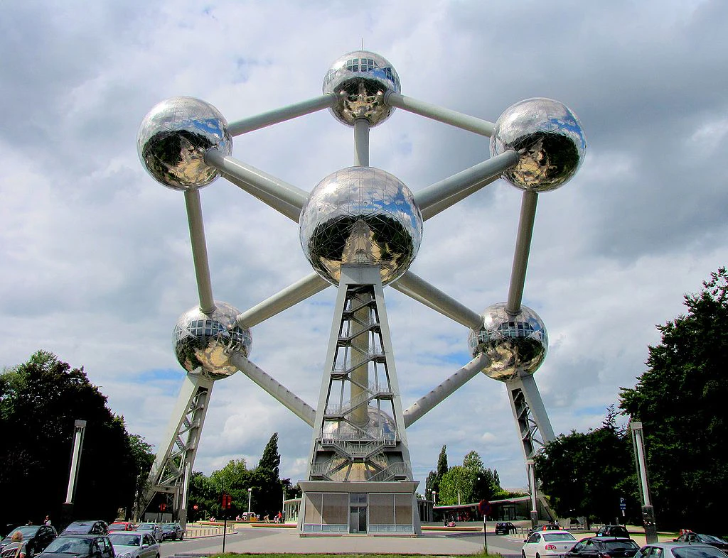 Atomium + The View - Antwerp Ferris Wheel