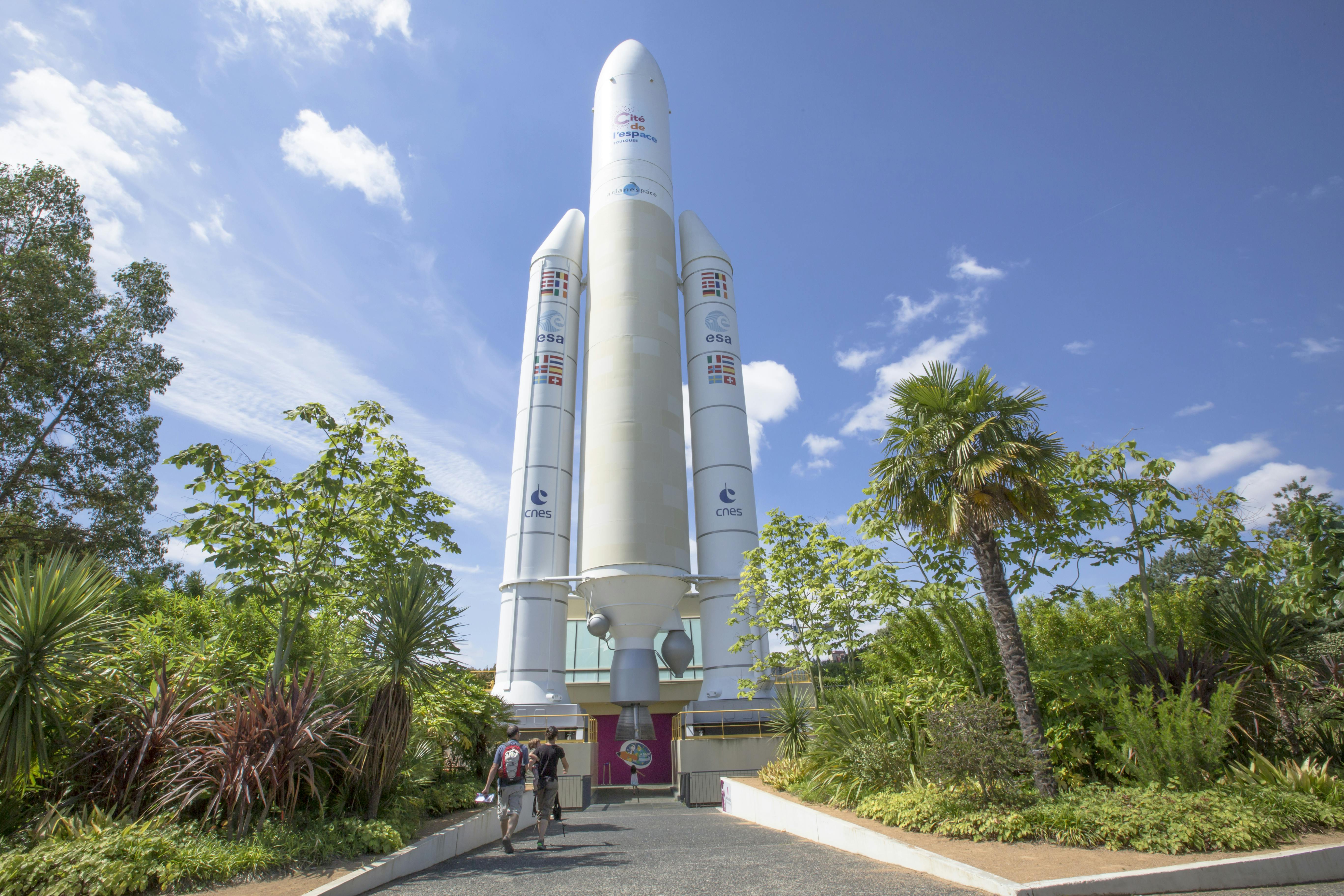 РАКЕТА ARIANE V