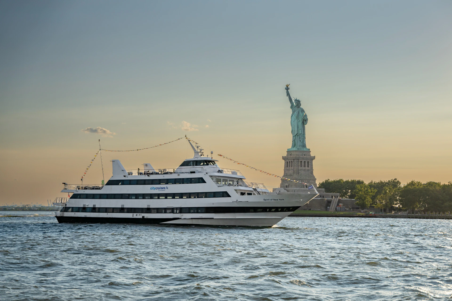 New York Signature Brunch Cruise