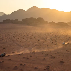 Wadi Rum: Desert Safari Tour + Full Meal