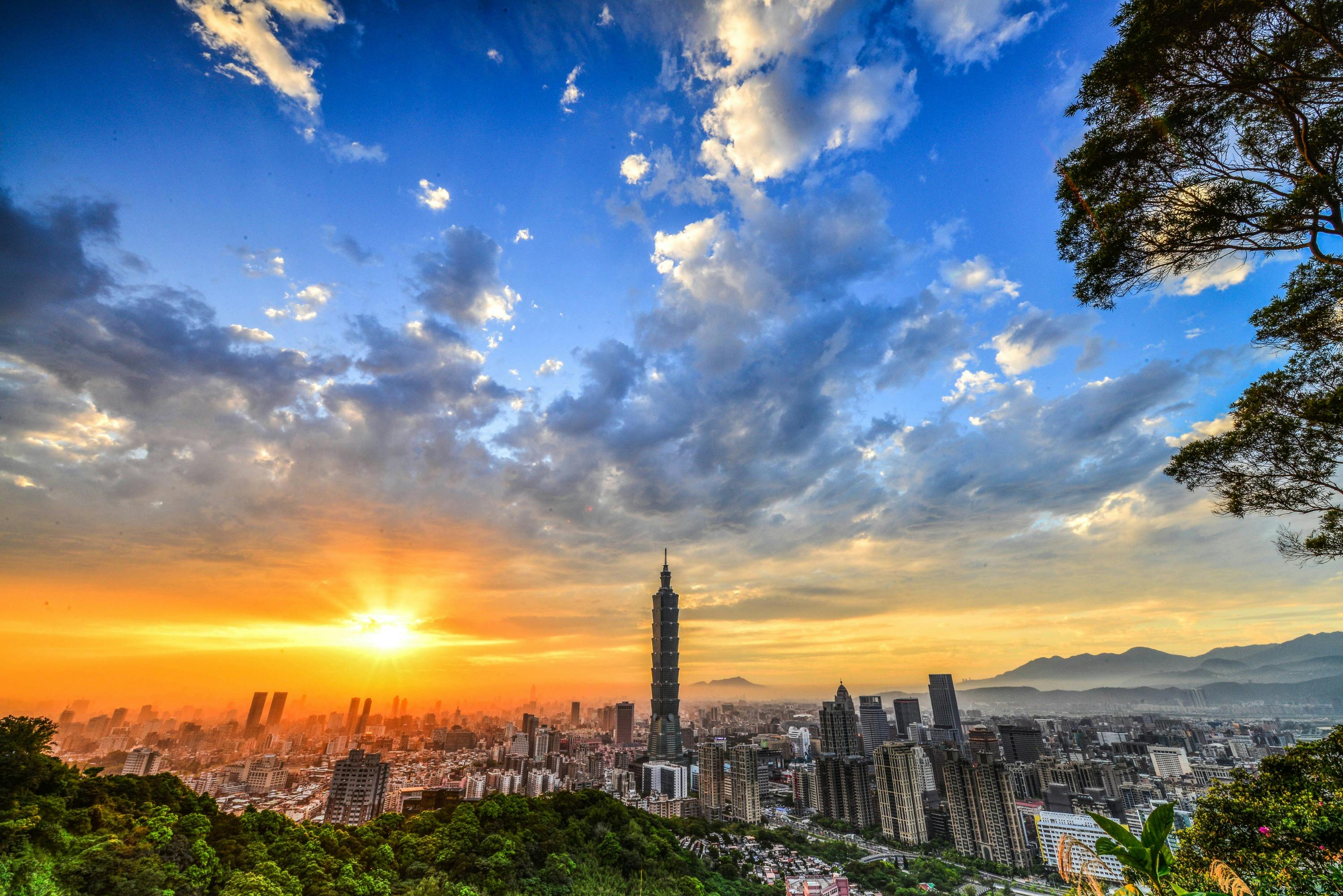 Taipei FunPASS: Taipei 101, funivia di Maokong, zoo di Taipei e Jiufen + trasporti illimitati per 1 giorno